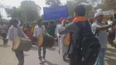 आदिवासी विकास मंच की मिलन मेले के रैली 
#udaipur #kotda #rajasthan