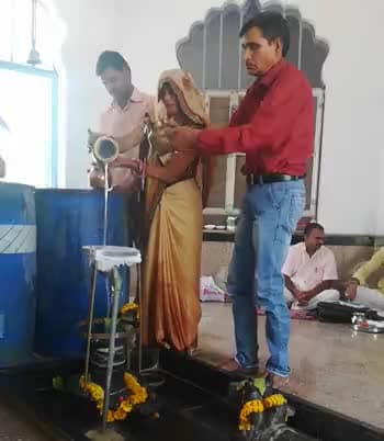 दौसा : लालसोट रोड स्थित मुक्ति बाग में भगवान शिव की आराधना होती हुई #panchdev #