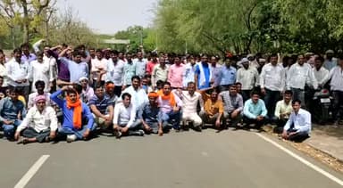 #HCL में #एसएमएस ठेका कंपनी के सैंकड़ों #ठेकाकर्मी हड़ताल पर