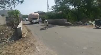 खेतड़ी: हादसों को निमंत्रण देते तुडी से भरी #ओवरलोड #गाड़ियां