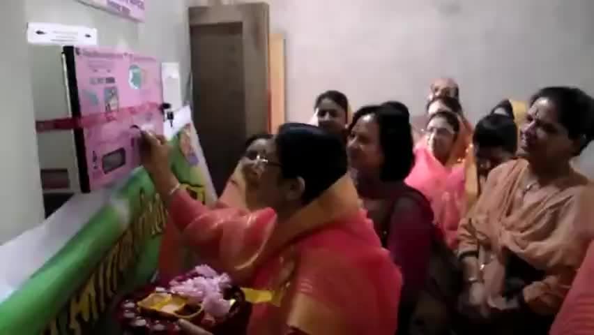#हनुमानगढ
मासिक धर्म मे महिलाओ को जागृत करने के लिए माहेश्वरी महिला सगठन ने 14 शिक्षण संस्थानो मे लगाई सेनेटरी पैड मशीने