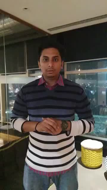 भारतीय मूल के बिज़नेसमैन रुबेन सिंह ने ₹50 करोड़ में खरीदीं 6 रोल्स-रॉयस कार
#rollsroyce #reubensingh