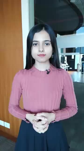पीवी सिंधु बनीं स्वदेश निर्मित लड़ाकू विमान तेजस में उड़ान भरने वाली पहली महिला #pvsindhu #aeroindia2019 #tejas