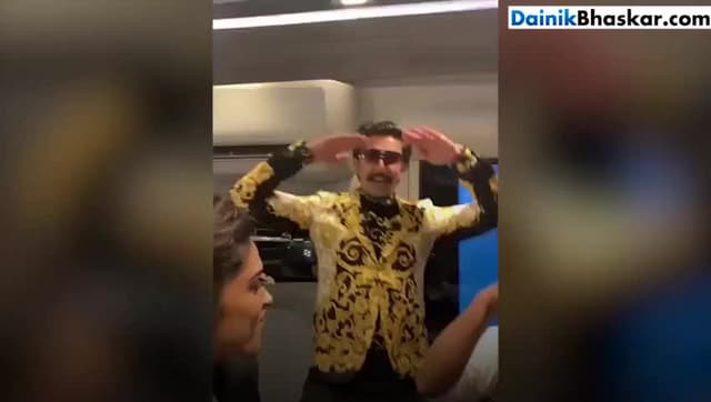 दीपिका पादुकोण ने रणवीर सिंह और विक्की कौशल के साथ फ़िल्म कलंक के गानों पर किया मस्ती भरा डांस <nis:link nis:type=tag nis:id=deepika nis:value=deepika nis:enabled=true nis:link/> <nis:link nis:type=tag nis:id=ranveer nis:value=ranveer nis:enabled=true nis:link/> <nis:link nis:type=tag nis:id=vickykaushal nis:value=vickykaushal nis:enabled=true nis:link/>