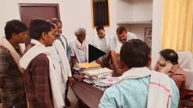 दीगोद: एबरा गांव की अधिग्रहित भूमि का मुआवजा राशि की मांग को लेकर किसानों ने दीगोद उपखंड अधिकारी को ज्ञापन दिया