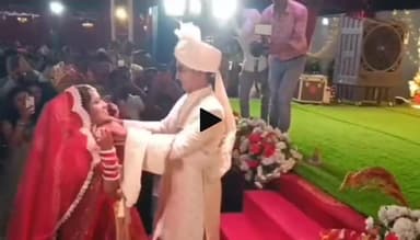 पटना ग्रामीण: पटना: यूपीएससी टॉपर आईएएस शुभम कुमार और आईआरएस प्रियांगी मेहता ने रिसॉर्ट में रचाई शादी, सोशल मीडिया पर हुई वायरल