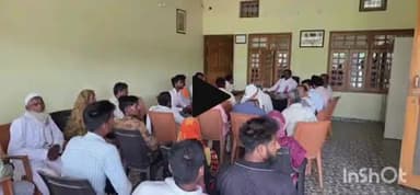 बलरामपुर: सदर विधायक पलटू राम ने अपने आवास पर दूर-दराज से आए लोगों की सुनी जन समस्याएं