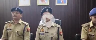 नोएडा:अवैध मादक पदार्थो की तस्करी करने वाले 05 अभि0 गिरफ्तार,कब्जे से कुल गांजा 26.5 KG अनुमानित कीमत लगभग 50 लाख