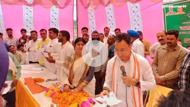 केंद्रीय राज्यमंत्री जितिन प्रसाद ने बिलसंडा के पांच गांवों में किया जनसंवाद संचालन किसान नेता देवस्वरूप पटेल ने किया।