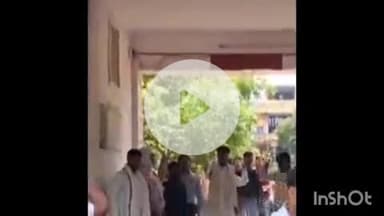 हरिश्चंद्र महाविद्यालय में कुलपति का पुतला फूंका गया