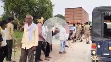 सिराथू: कानपुर से बनारस जा रही श्रीवास्तव फैमिली अन्दावा के पास हुई हादसे का शिकार, कंटेनर से भिड़ी कार, सात लोग हुए घायल