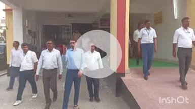 आरा: जिला निर्वाचन पदाधिकारी-सह-जिला पदाधिकारी, भोजपुर ने ब्लॉक रोड, आरा स्थित ईवीएम/वीवीपैट वेयरहाउस का किया निरीक्षण