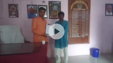 पचोर: पचोर नपा अध्यक्ष विकास करोड़िया को आप जिला उपाध्यक्ष और मजदूरों ने विभिन्न मांगों को लेकर ज्ञापन दिया