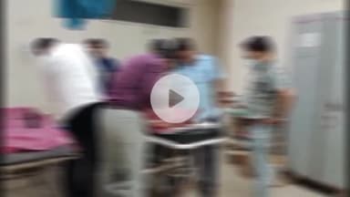 चूरू: वार्ड संख्या 45 में ग्राइंडर से काम करते 27 वर्षीय युवक हुआ हादसे का शिकार, जिला अस्पताल लाया गया