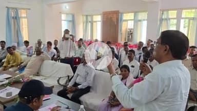 खलारी: अतिथि गृह में पेशा कानून से जुड़े मुद्दों पर हुई चर्चा