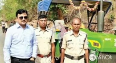 चितरंगी: चितरंगी तहसीलदार ने अवैध बोल्डर पत्थर ले जा रहे दो ट्रैक्टरों को ज़ब्त कर की कार्रवाई