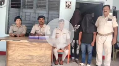 बारसोई: चेक पोस्ट के पास अपराध की योजना बनाते समय दो अपराधियों को आबादपुर पुलिस ने किया गिरफ्तार, देसी कट्टा व पिस्टल बरामद