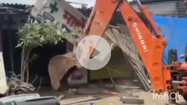 पालघर: कनेर फाटा विरार फाटा परिसरातील अनधिकृत बांधकामावर तोडक कारवाई