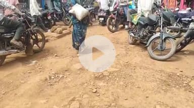 शिवपुरी नगर: नपा ने कोर्ट रोड़ से टेकरी बाजार की ओर पानी सप्लाई के लिए खोदी सड़क, बिना मरम्मत के छोड़ी, लोग हो रहे परेशान #jansamasya