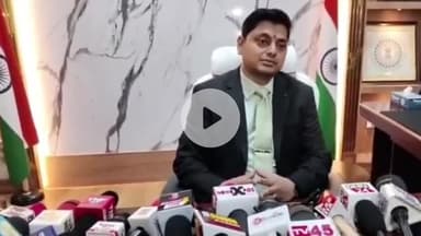 बलियापुर: बलियापुर के अमझर पंचायत भवन में धनबाद उपायुक्त के कार्यक्रम के लिए चला सफाई अभियान