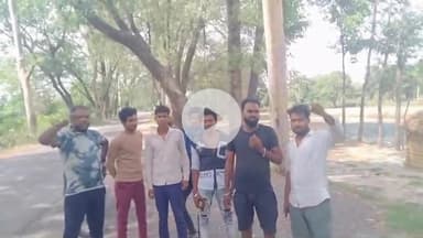 मामुख्यमंत्री जी संविधान निर्माता को बदनाम करते हुएपाकिस्तान जिंदाबाद किनारे लगाए गएनारे लगाने वालों के विरुद्ध मुकदमापंजीकृतकराया जाए है यह लोग था0राम गांव अंतर्गत के रहने वाले हैंऔर यह वीडियो बहुत जल्द ही बनाया गयाउक्त घटना कीघोर निंदा क