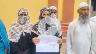 सीतापुर: खानपुर ग्राम पंचायत में प्रधान की मौत के बाद दूसरे प्रधान को ब्लॉक से चुना गया, ग्राम पंचायत सदस्यों ने बताया विरोध