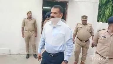 बहराइच: डीजी फायर आदित्य मिश्रा ने किया बहराइच फायर स्टेशन का निरीक्षण