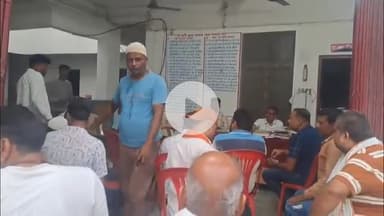 चंदला: चंदला थाना परिसर में आगामी त्योहारों को लेकर हुई शांति समिति की बैठक