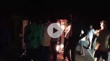 अंबड: अंबड घनसावंगी रोडवर सावता नगर गाजरे वस्ती जवळ पिकप बोलेरो इयर टीका गाडी चा अपघात