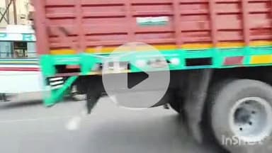 कोल: अलीगढ़ में बिना परमिट के चल रही बसों पर प्रशासन ने चलाया डंडा, 8 डग्गेमार बसें सीज, 50 से अधिक पर निगरानी