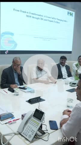 पार्लियामेंट स्ट्रीट: दिल्ली सचिवालय में मुख्यमंत्री रेखा गुप्ता ने मंदिरों से निकलने वाले कचरे को लेकर की अहम बैठक