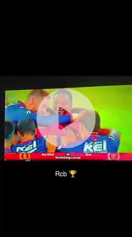 RCB ने पंजाब किंग्स (को 6 रन से हरा दिया। 191 रन का टारगेट चेज कर रही PBKS 184 रन ही बना सकी। 
#ipl #ipl2025 #rcb