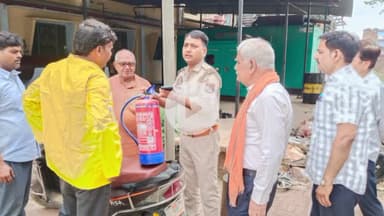 इटावा: सावित्री कोल्ड स्टोर का निरीक्षण अग्निशमन अधिकारी द्वारा किया गया, दिया गया प्रशिक्षण