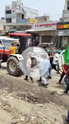 तिलपता गांव मै किसानों की महापंचायत ग्रेटर नौएडा विकास प्राधिकरण के खिलाफ किसानों का फूटा गुस्सा गांवों मै नही हो रहे विकास कार्य।