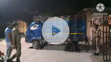 फिरोज़ाबाद: एकता नगर के पास तेज रफ्तार ट्रक ने एक युवक को कुचलकर मार डाला, पुलिस ने बेकाबू ट्रक को किया ज़ब्त