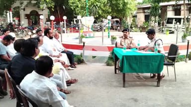 कहलगांव: कहलगांव थाना परिसर में बकरीद पर्व को लेकर शांति समिति की हुई  बैठक