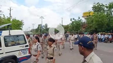 टीकमगढ़: यादव महासभा का विरोध प्रदर्शन, प्रदेश अध्यक्ष का आरोप- कोतवाली टीआई व कॉन्स्टेबल की भूमिका संदिग्ध