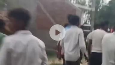 धनौरा: गजरौला के गांव रहदरा में बारातियों को पीटा, पुलिस पर पथराव, घटना का लाइव वीडियो हुआ वायरल