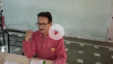 सागर नगर: डॉक्टर जीएस चौबे ने पर्यावरण संरक्षण पर प्रेस कॉन्फ्रेंस की, 'पेड़ लगाओ, जल बचाओ, प्लास्टिक हटाओ' का नारा दिया