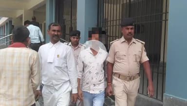 भभुआ: गैंगरेप के मामले में भभुआ कोर्ट ने 1 अभियुक्त को 25 वर्ष सश्रम कारावास की सुनाई सजा