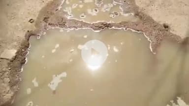 சாத்தான்குளம்: சாத்தான்குளம் ஒன்றாவது வார்டு சர்ச் பகுதியில் குடிநீர் குழாய் உடைப்பு