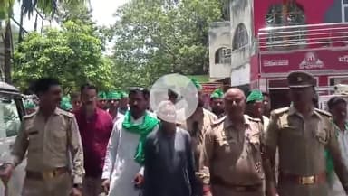 @लखीमपुर_खीरी 
#Lakhimpur_Kheri
सिंचाई के लिए मुफ्त बिजली व बिजली निजीकरण एवम् के लिए ज्ञापन।
Memorandum for free electricity for irrigation and electricity privatization.