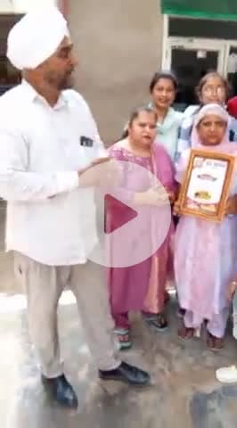 राजु धुडीया द्वारा वृद्धआश्रम अनूपगढ़ में भोजन सेवा करवाई गई।