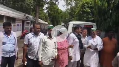 बरेली: डीएम कार्यालय पहुंचकर संयुक्त किसान मोर्चा उत्तर प्रदेश के आवाहन पर बिजली के निजीकरण के विरोध में ज्ञापन दिया गया