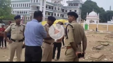 पटना ग्रामीण: बकरीद को शांतिपूर्ण सम्पन्न कराने के लिए SDM और ASP ने पटना सिटी के धार्मिक स्थलों का किया निरीक्षण