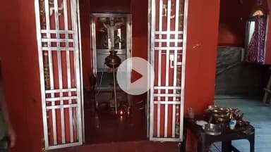 गजरौला के मोहल्ला बुधबाजार स्थित प्राचीन शिव मंदिर में प्रसाद चढ़ाने से होती हैं मनोकामनाएं पूर्ण जानिए क्या मंदिर की