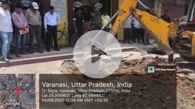 दशाश्वमेध जोन के सिगरा व रामनगर में चला बुलडोजर