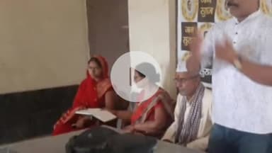 बलिया: अनुमंडल जनसुराज पार्टी कार्यालय में प्रशांत किशोर के आगमन की तैयारी को लेकर बैठक आयोजित