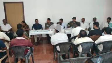 चान्हो: चान्हो थाना परिसर में बकरीद को लेकर शांति समिति की बैठक