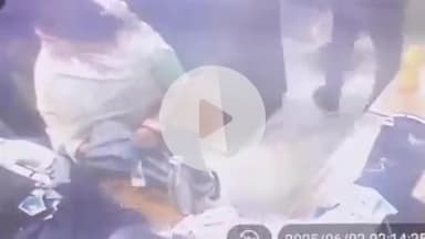 लाडपुरा: गुमानपुरा थाना क्षेत्र के छावनी इलाके की रेडिमेड दुकान से जिंस चोरी करते का सीसीटीवी फुटेज सोशल मीडिया पर वायरल